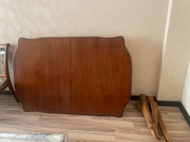 Otaq bitkiləri: Qonaq otağı üçün, Açılmayan, Oval masa, 6 stul