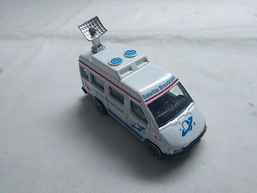 Autići: Autici plasticni,cena za kom — 1