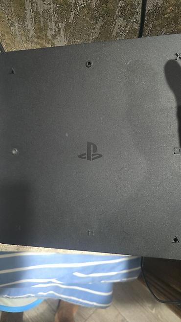 dana baki: PReal alıcıya endirim olacaq.PlayStation 4 (PS4) oyun konsolu paketi — 5