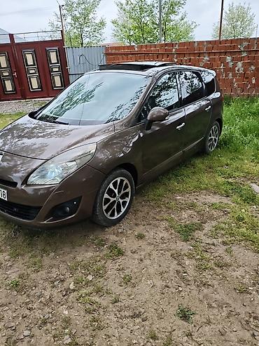 masın satışı: Renault Scenic: 1.5 l | 2010 il 275000 km Van/Minivan — 2