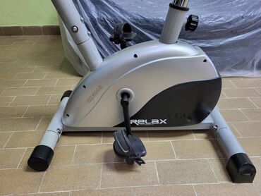 Sobni bicikli: Sobni bicikl marke Relax, idealan za kardio trening kod kuće — 5