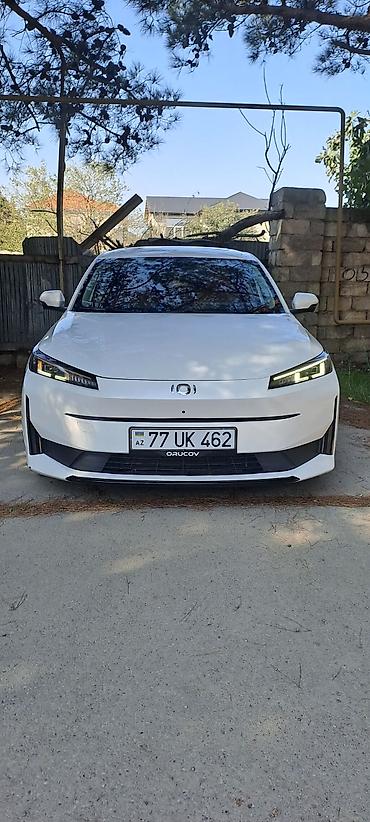 015 satisi: Avatr : 1.5 l | 2024 il Sedan — 1