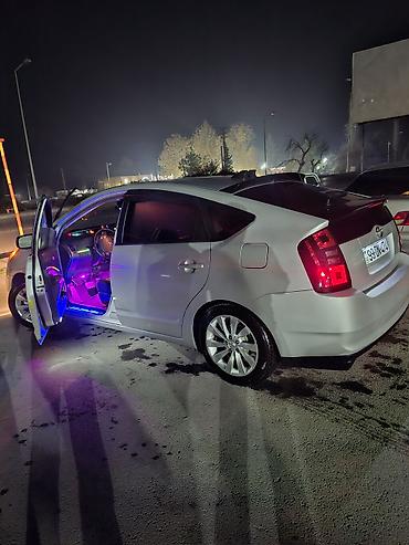 Toyota: Toyota Prius: 1.5 l | 2009 il — 4