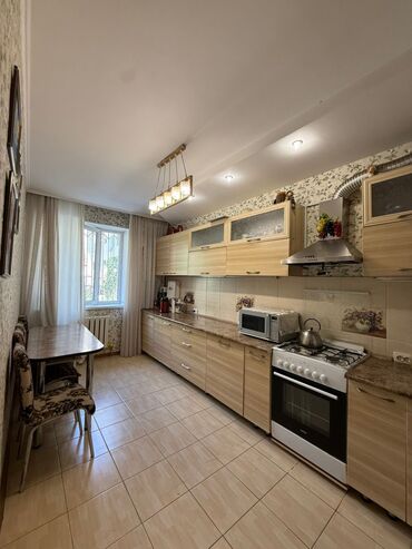 турузбекова боконбаева: 4 комнаты, 126 м², Элитка, 1 этаж, Евроремонт