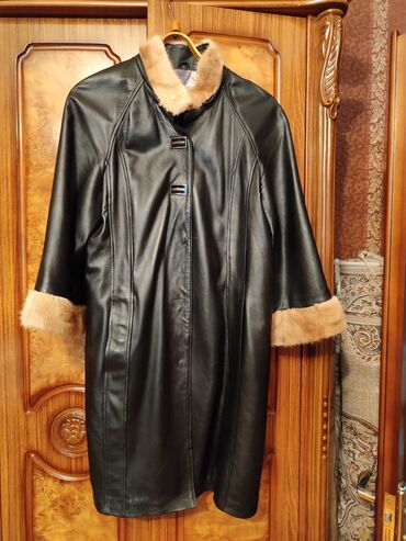 paltolar ve kurtkalar model: Palto 9Fashion Woman, 3XL (EU 46), rəng - Qara