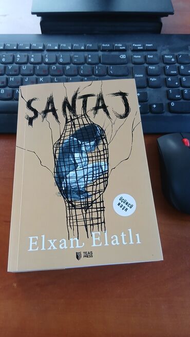 nerd taxta sekilleri: Kitab yenidir. Oxuyub bitirdiyim üçün satdıqa qoyulub. Səliqəli