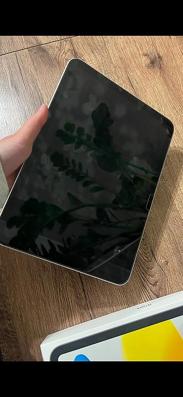 samsung air track: Планшет, Apple, память 256 ГБ, 10" - 11", 5G, Новый, Классический цвет - Серебристый — 3
