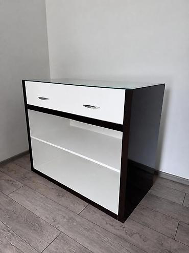 Digər mebel: Vitrin hun.1m eni 120.der 60 sm Ela veziyyetde 120 azn Unvan Nizami — 2