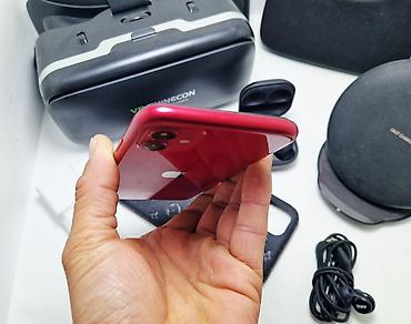 Apple iPhone: IPhone 11, Б/у, 64 ГБ, Красный, Наушники, 91 % — 17