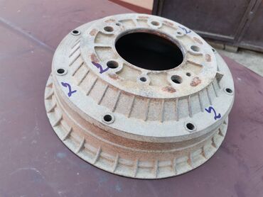 Auto delovi: Dobosi kocnica Lada 2121,21213,21214 Niva br. 1,2. Polovno, ocuvano — 12