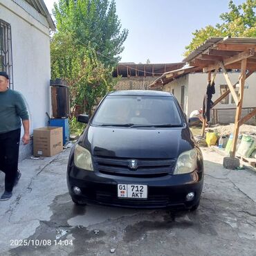 Toyota: Toyota ist: 2003 г., 1.3 л, Автомат, Бензин, Хэтчбэк — 1