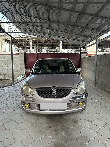 Toyota Duet: 2002 г., 1 л, Автомат, Бензин, Хетчбек — 1