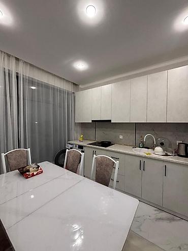 Продажа квартир: 3 комнаты, 60 м² — 4