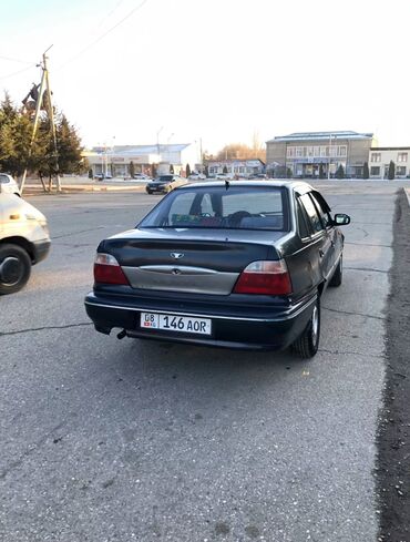 продаю машину или меняю на квартиру: Daewoo Nexia: 2001 г., 1.5 л, Механика, Бензин, Седан