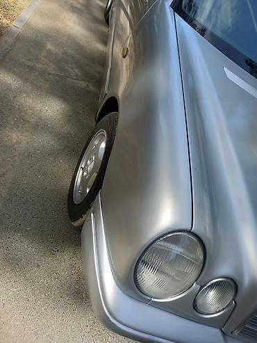 Mercedes-Benz: Mercedes-Benz E-Class: 2 l | 1997 il Sedan — 1