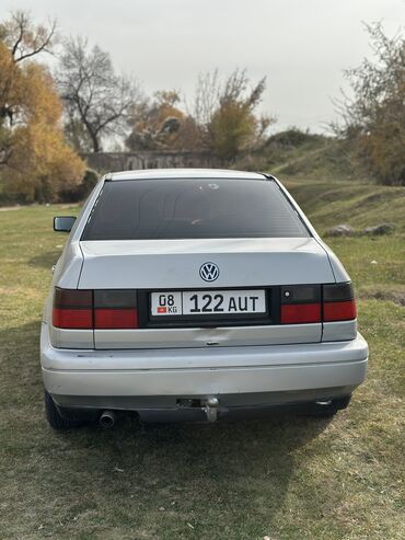 Volkswagen: Volkswagen Vento: 1996 г., 1.8 л, Механика, Бензин, Седан — 6