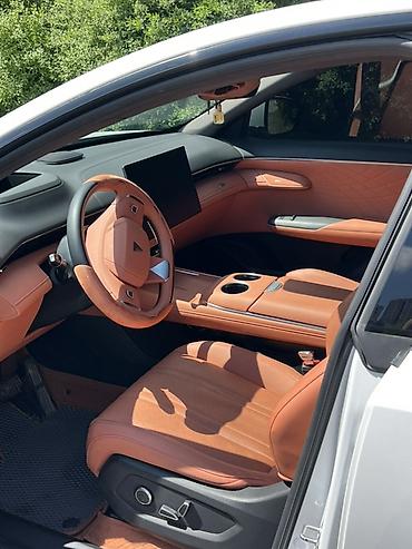 Changan: Changan : 2025 г., 1.5 л, Гибрид — 10