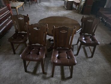 Setovi stolova i stolica: Trpezarijski set – masivni hrastov sto sa 4 stolice - Materijal: pun — 10