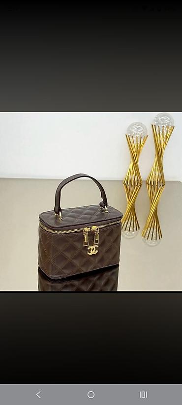 cena majce: Torbe – elegantni modeli sa kratkim ručkama i opcionim dugim kaišem - — 7