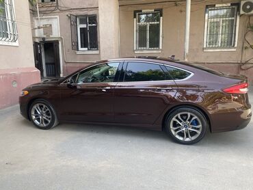 Ford: Ford Fusion: 1.5 l | 2020 il 148000 km Sedan