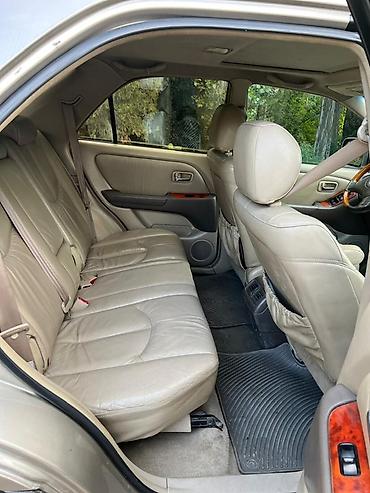 Lexus: Lexus RX: 2000 г., Кроссовер — 8