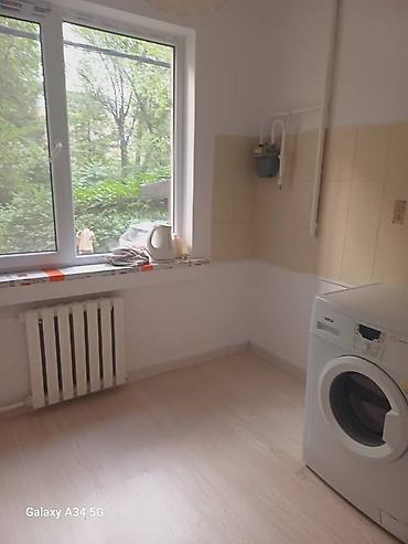 3 микрорайоне: Продаётся уютная 3-комнатная квартира в 11 микрорайоне. 🏡 Зелёный и — 1