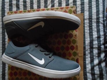 Patike: Patike, Nike, veličina - 42.5 — 3