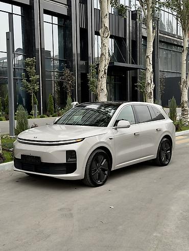 Lixiang L6: 2025 г., 1.5 л, Автомат, Гибрид, Кроссовер