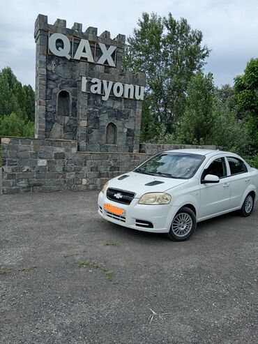 opel astra maşınları: Chevrolet Aveo: 1.2 l | 2011 il | 400000 km Sedan