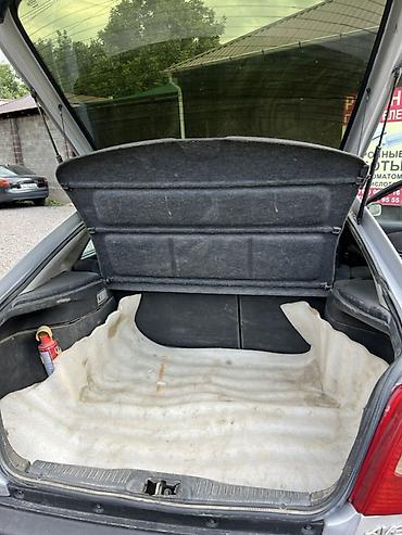 camry 1999: Toyota Avensis: 2002 г., 1.8 л, Автомат, Бензин, Лифтбек — 7