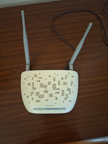 mifi modem qiymetleri: ADSL girişli modem. Tam işləkdi, şəkildədə görünür. Qiymətə görə idial