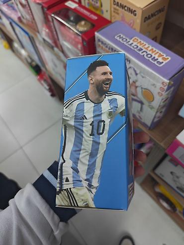 oyuncaq dolabı: Lionel Messi fiqurası! Çatdırılma yalnız Əhmədli metrosunadır — 4