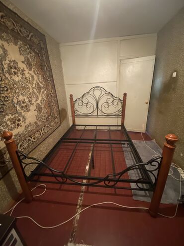 Двуспальные кровати: Двуспальная кровать, Б/у, Без матраса, длина - 205 см at lalafo.kg — 3 Двуспальные кровати: Двуспальная кровать, Б/у, Без матраса, длина - 205 см — 3