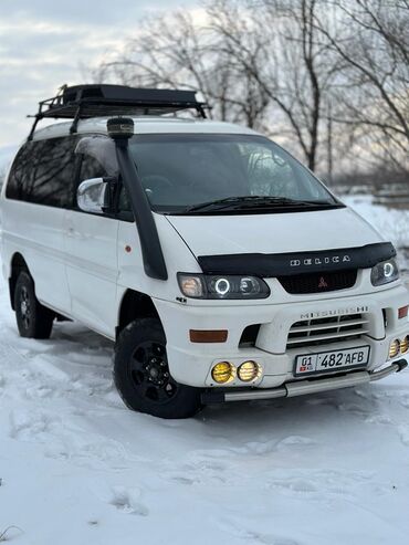 mitsubishi delica 4x4 купить: Mitsubishi Delica: 2002 г., 3 л, Автомат, Газ, Внедорожник