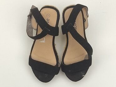 krótkie spodenki allegro damskie: Sandals for women, 36, condition - Good