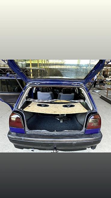 Продажа авто: Volkswagen Golf: 1993 г., 1.8 л, Механика, Бензин, Хэтчбэк — 6