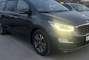 Kia: Kia Carnival: 2018 г., Минивэн — 2