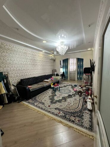 стол для растяжки спины: 2 комнаты, 69 м², 106 серия улучшенная, 8 этаж, Евроремонт