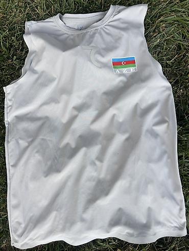 aze athlete: AZE idman maykası – oyun atletika/qaçış üçün - Rəng: açıq boz - Ön — 1