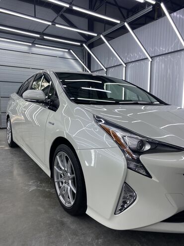 Toyota: Toyota Prius: 1.8 л | 2016 г. | 313000 км | Хэтчбэк