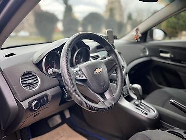 Chevrolet: Chevrolet Cruze: 1.4 l | 2011 il 362495 km Sedan — 9