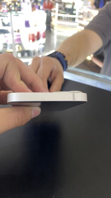 офисные телефоны купить: IPhone 13, Колдонулган, 128 ГБ, Старлайт, Коргоочу айнек, Каптама, 85 %