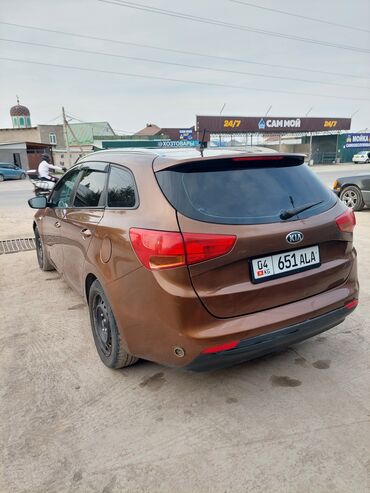 купить зикр в бишкеке: Kia Ceed: 2016 г., 1.6 л, Автомат, Бензин, Универсал
