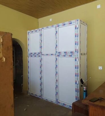 Mebellərin yığılması: Plastik Şkaf balkonda və ya blokda istifadə olunan yeri faydalı — 4