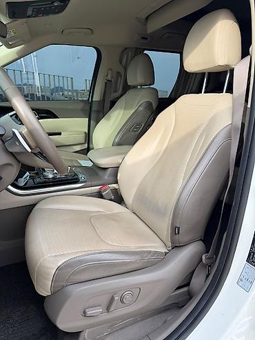 Kia: Kia Carnival: 2022 г., Минивэн — 48