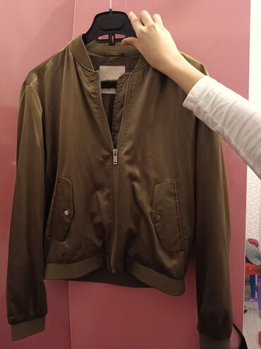 Женская куртка S (EU 36), цвет - Зеленый