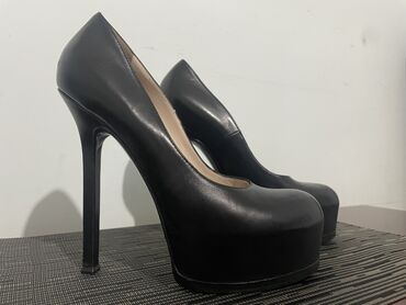 Tuflilər: Tuflilər, Ölçü: 39, rəng - Qara, İşlənmiş -da lalafo.az — 16 Tuflilər: Tuflilər, Ölçü: 39, rəng - Qara, İşlənmiş — 16