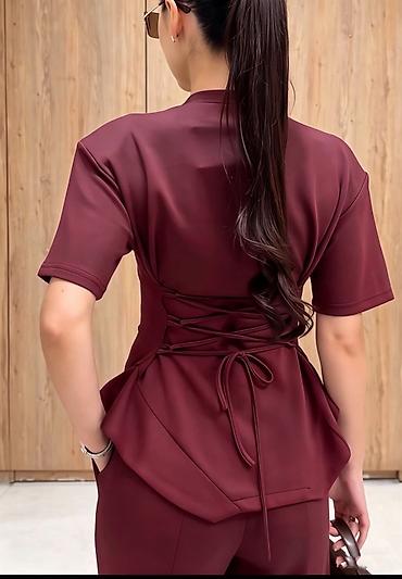 Kompleti: ✅Dvonodelni ženski komplet – top i pantalone
✅3200 — 8