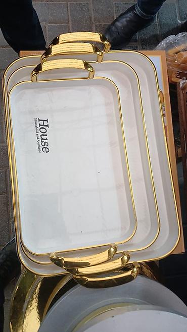 desler: Qızılı dəstəkli server boşqabları/tray dəsti - Formalı seçim: dairəvi — 2