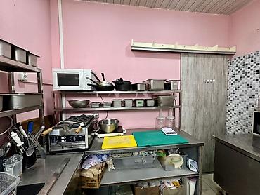 Кафе, рестораны: ПРОДАЁТСЯ ГОТОВОЕ МЕСТО ПОД ОБЩЕПИТ В ТЦ Действующая точка на — 10